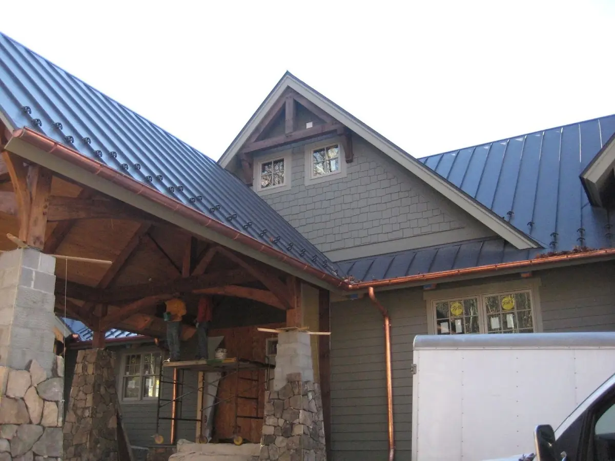 Craftsman Roofing team delivering quality roofing work in Fowlerton